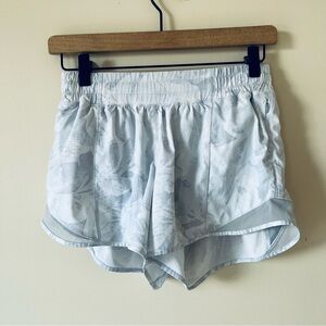 Lululemon Hotty Hot Short II Long 4" Mini Tropical Shadow Starlight Multi 6 Tall